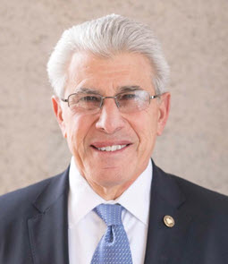 headshot of Bob Wolff